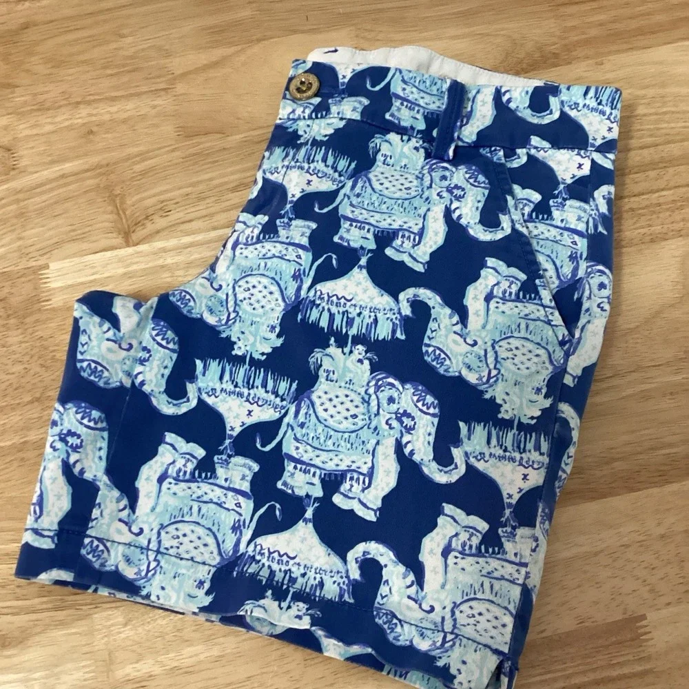 Lilly Pulitzer Jayne Stretch 7" Shorts Deep Indigo Joy Ride Size 2 Elephant - Picture 1 of 8
